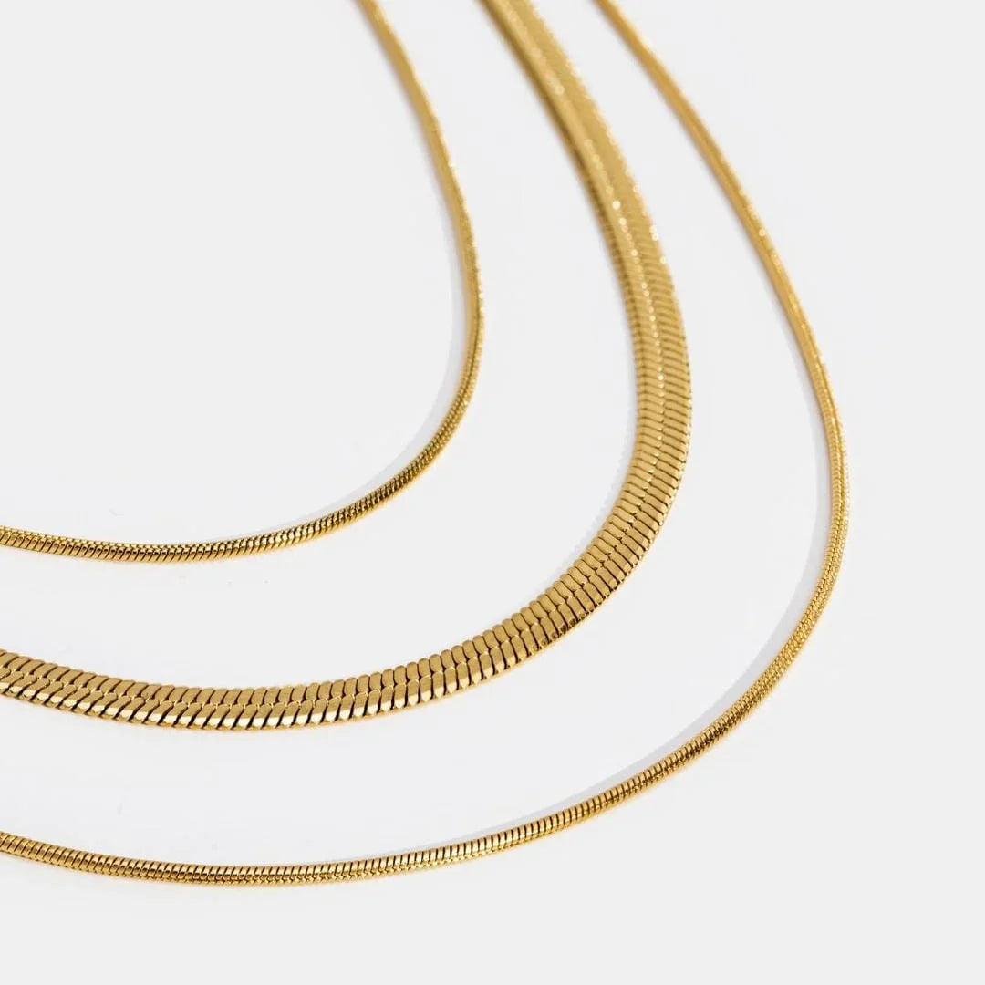 Esmée | Collier Multi-Couches en Or Doré – Élégant et Brillant pour un look tendance