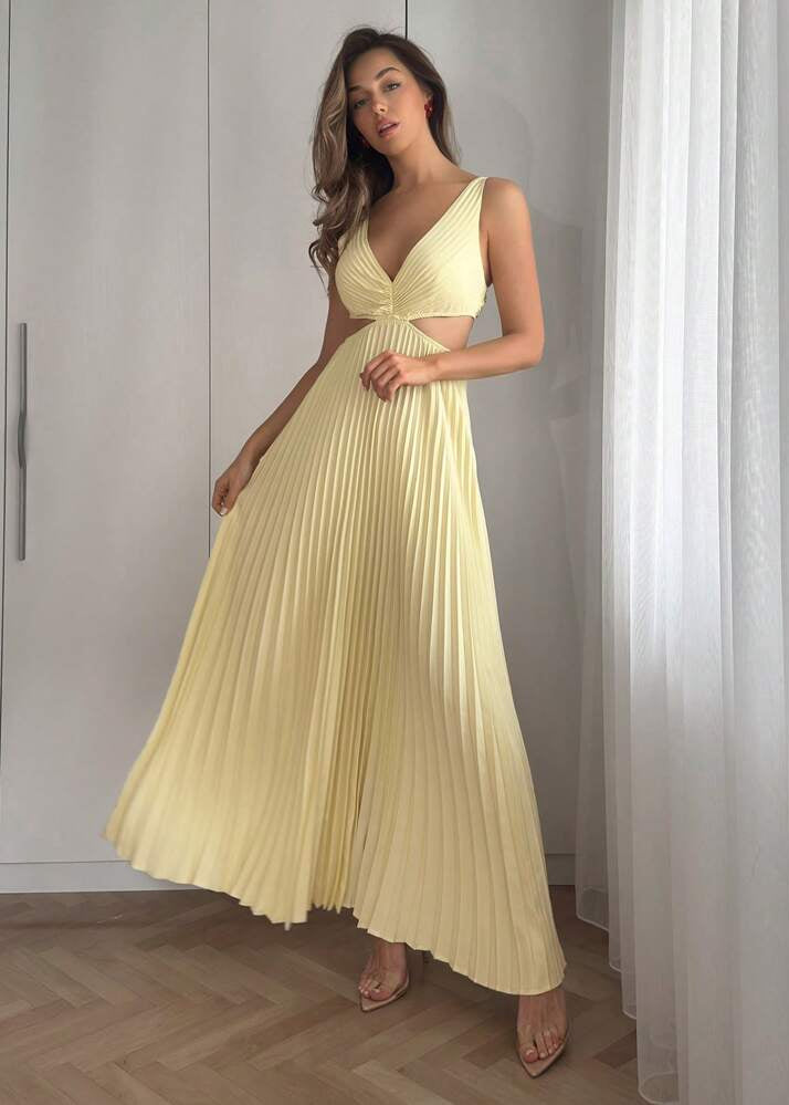 Ravella robe