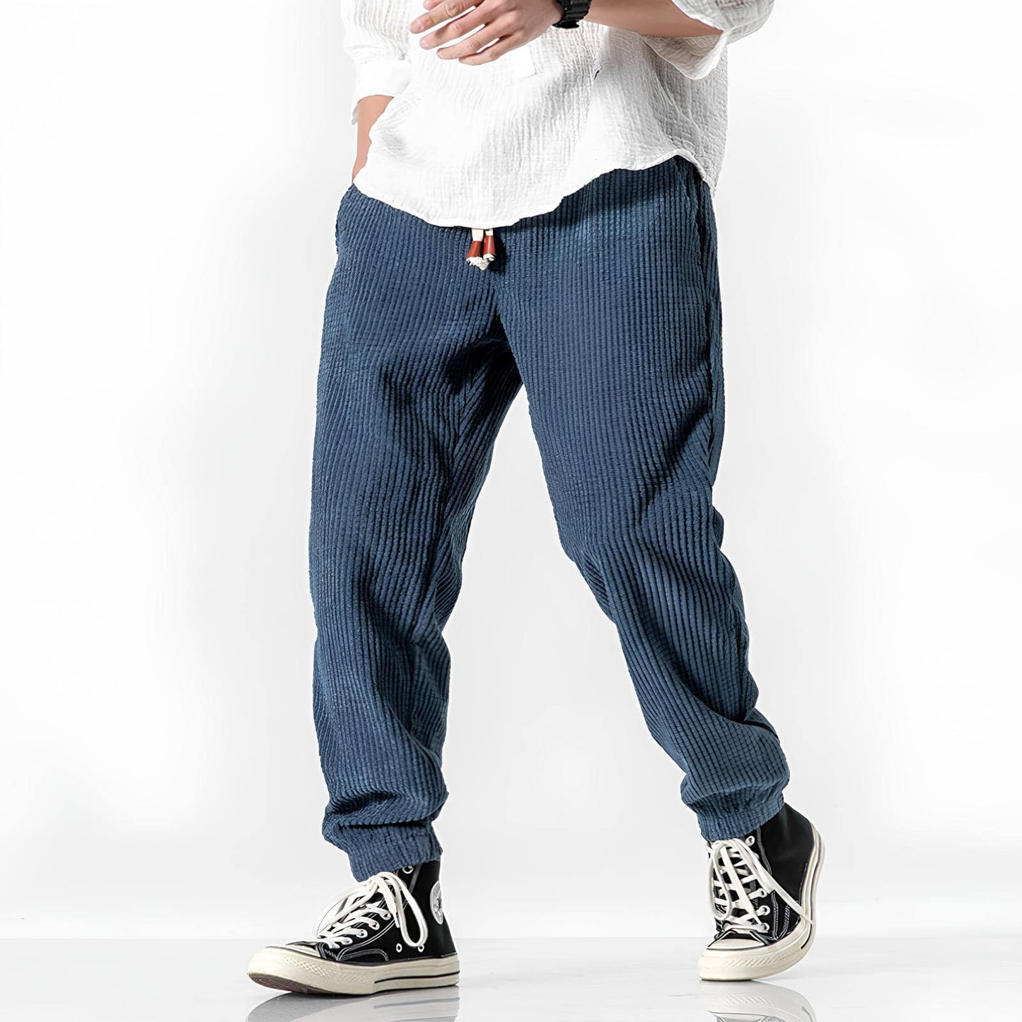 DISTESS | Pantalons en velours modernes