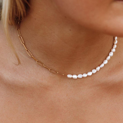 Coline | Collier en Or et Perles — Élégance dorée et perles nacrées