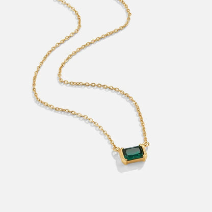Fleur | Collier doré en Émeraude Verte — Élégance florale