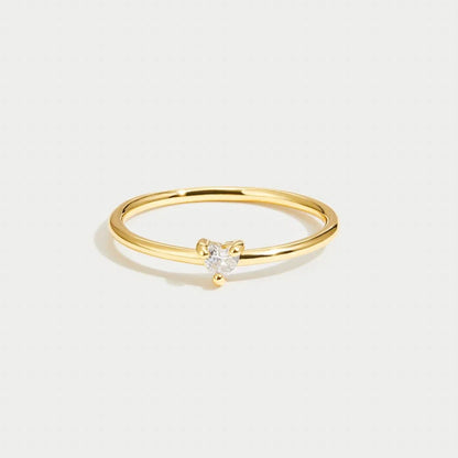 Leonie | Bague en or minimaliste, finition lisse et raffinée
